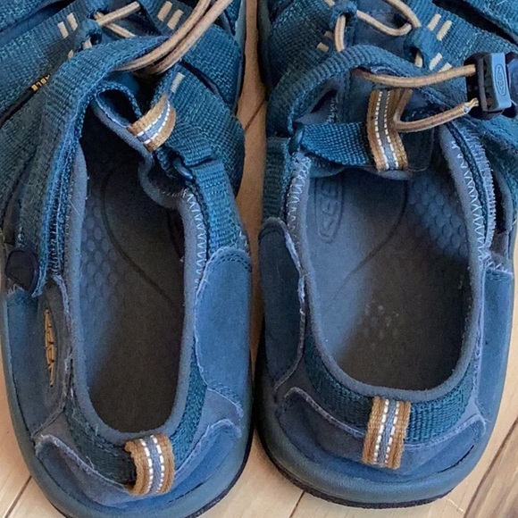 Keen Boys Newport H2 Shoes Sandals Sports Outdoors Size 6 Green - Picture 4 of 16